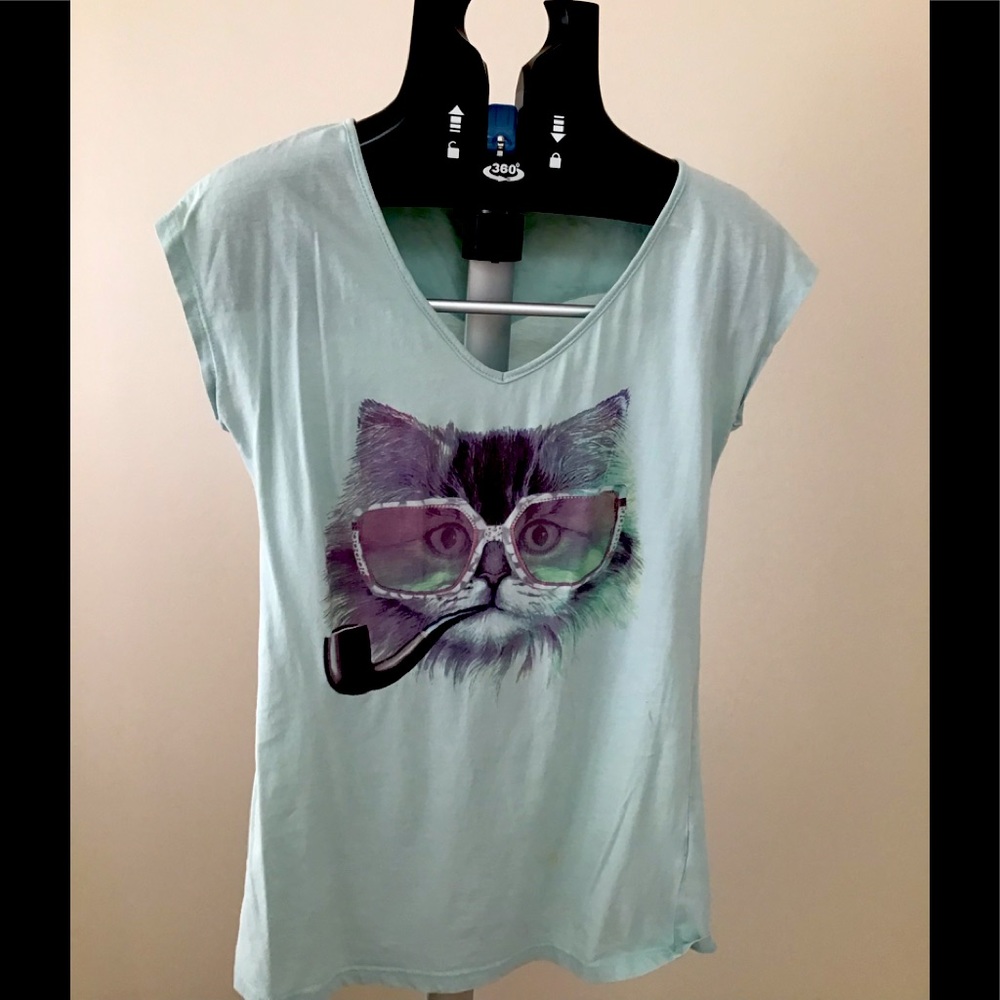 Smart cat T Shirt by TNTGirls. Size S (1)